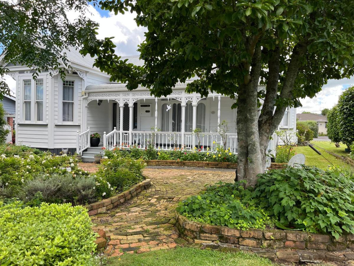 Chelsea House Bed & Breakfast Whangarei Exterior photo