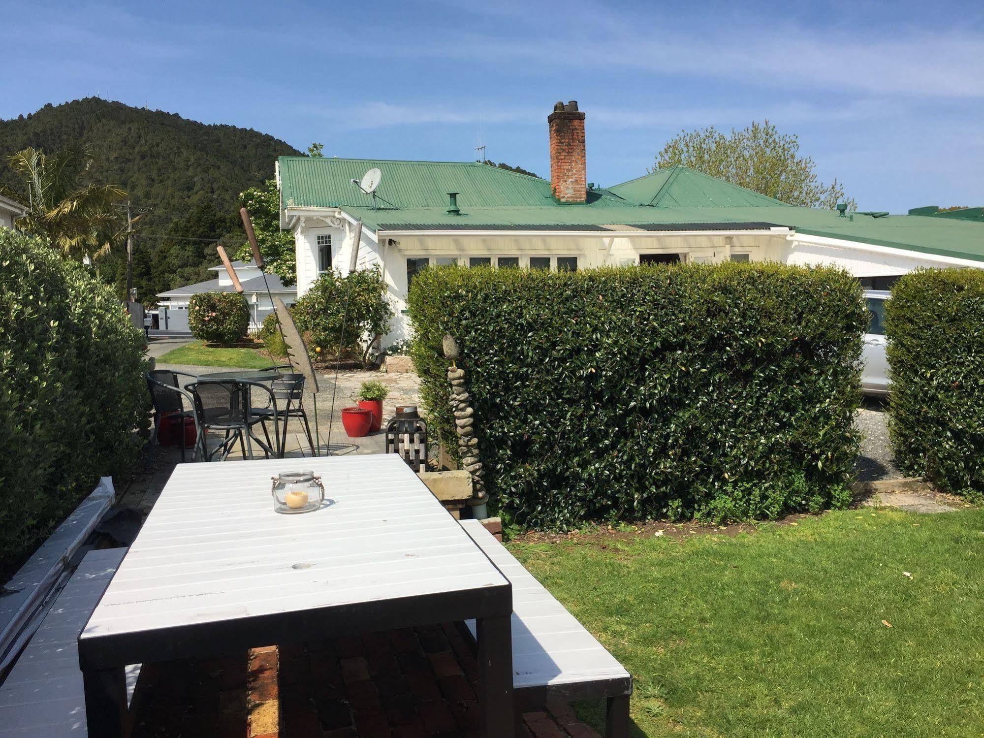 Chelsea House Bed & Breakfast Whangarei Exterior photo