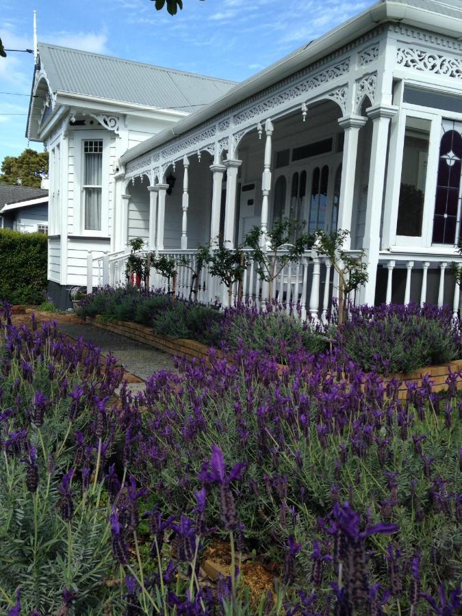Chelsea House Bed & Breakfast Whangarei Exterior photo